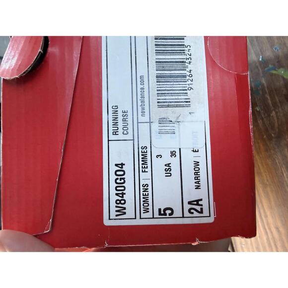 New Balance W840G04 Women's Running Shoes Size 5 Narrow - Picture 2 of 13
